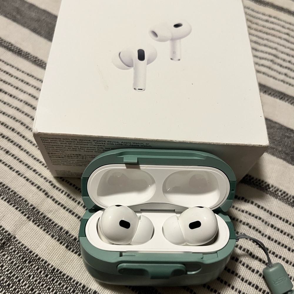 Apple AirPods Pro with Mint Green Case